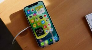 iPhone 12 Pro lọt top smartphone có camera selfie đẹp nhất hiện nay iPhone 12 Pro lọt top smartphone có camera selfie đẹp nhất hiện nay
